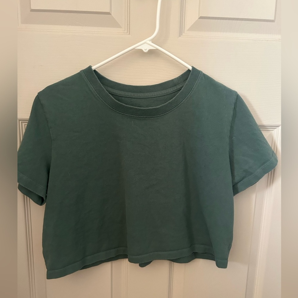 Urban Outfitters crop tshirt